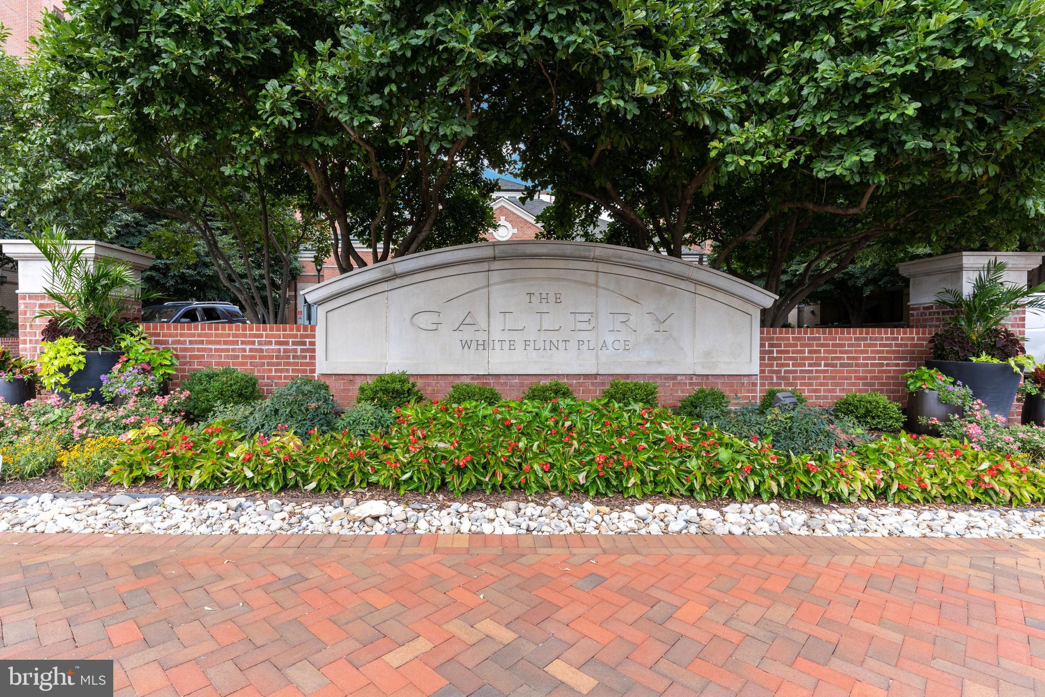 GALLERY AT WHITE FLINT - Residential