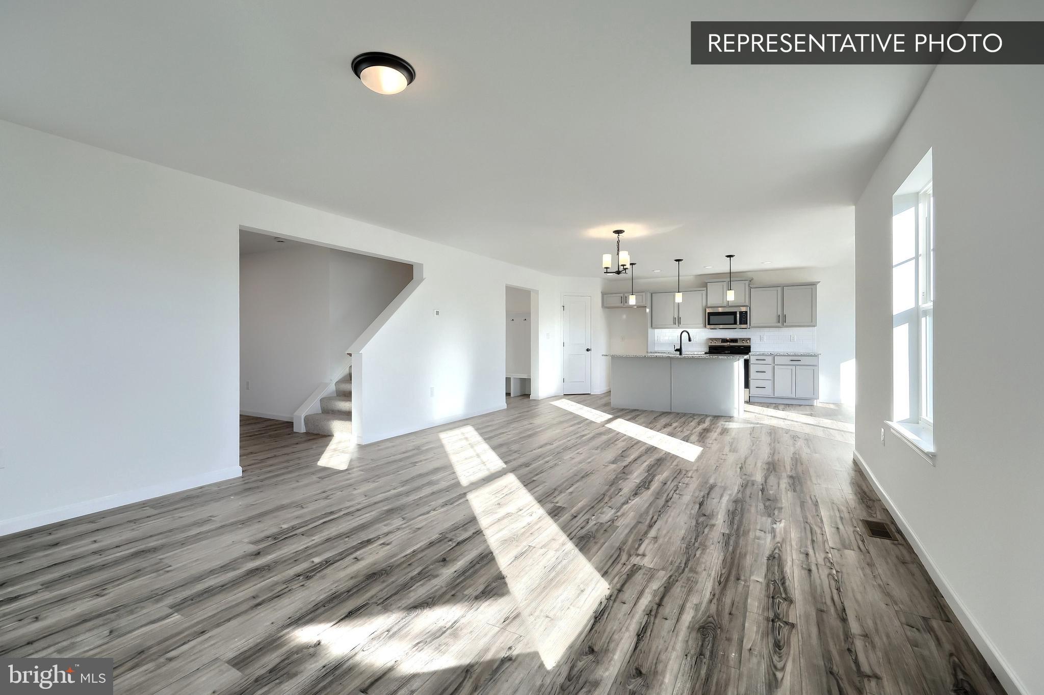 SUMMIT RIDGE - Residential