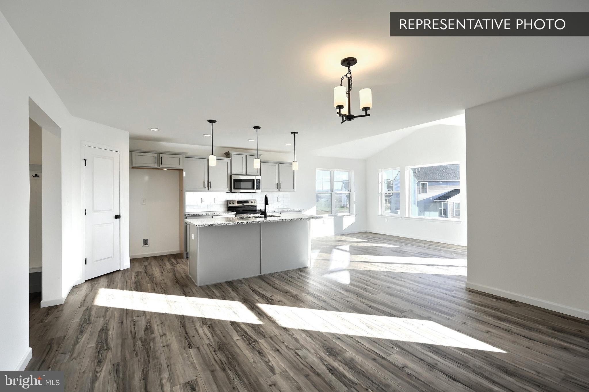 SUMMIT RIDGE - Residential