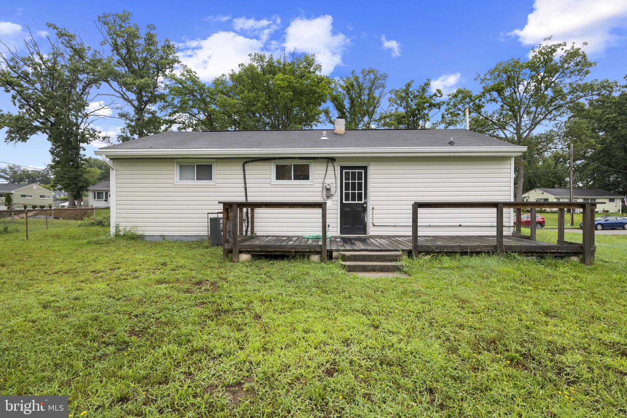 SOMERSET - Residential