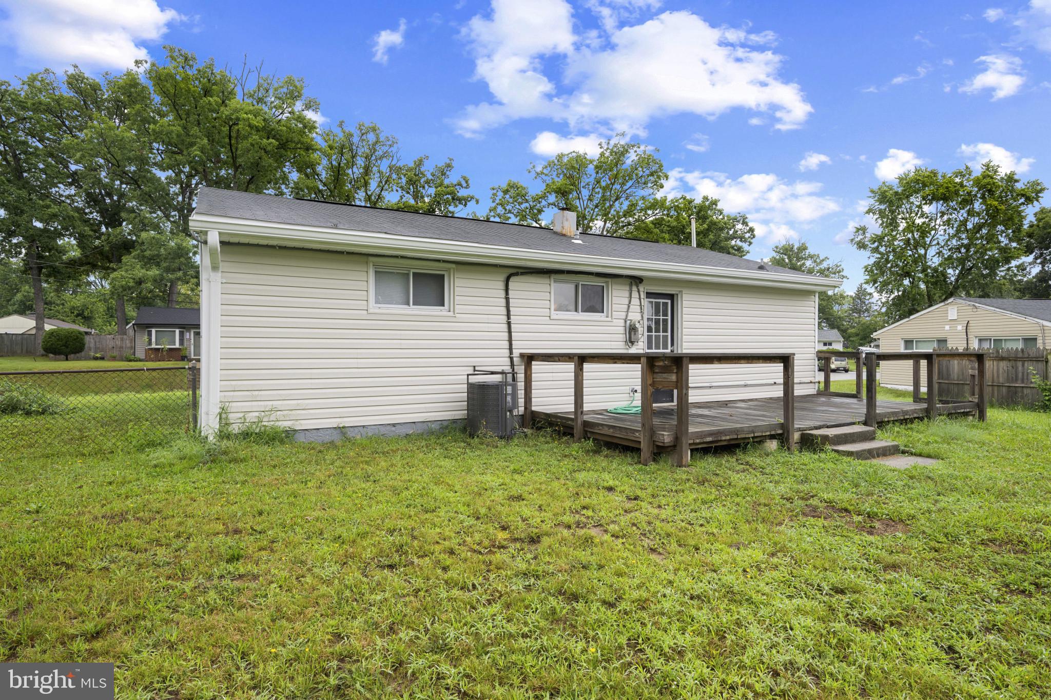 SOMERSET - Residential