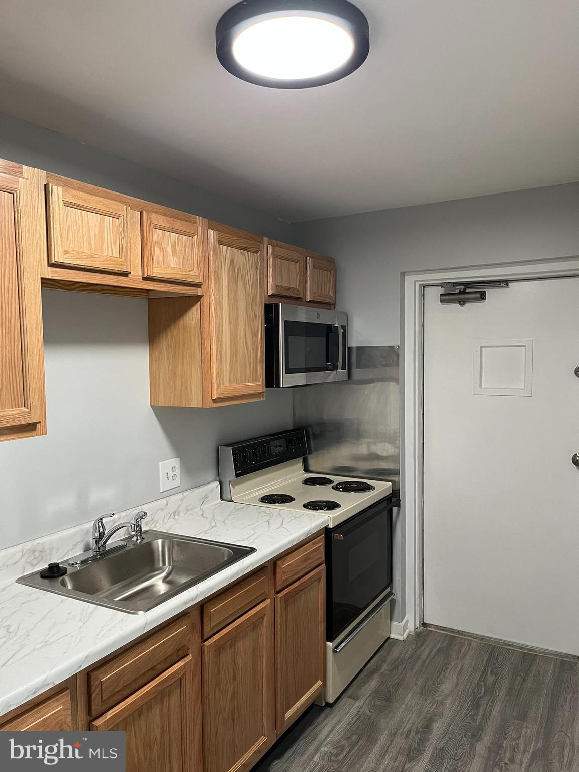 FRANKLIN SQUARE HISTORIC DISTRICT - Residential