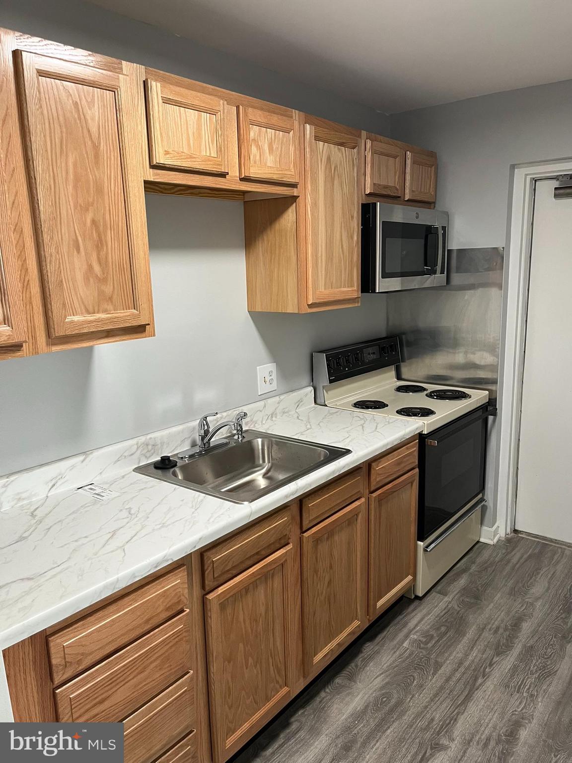 FRANKLIN SQUARE HISTORIC DISTRICT - Residential