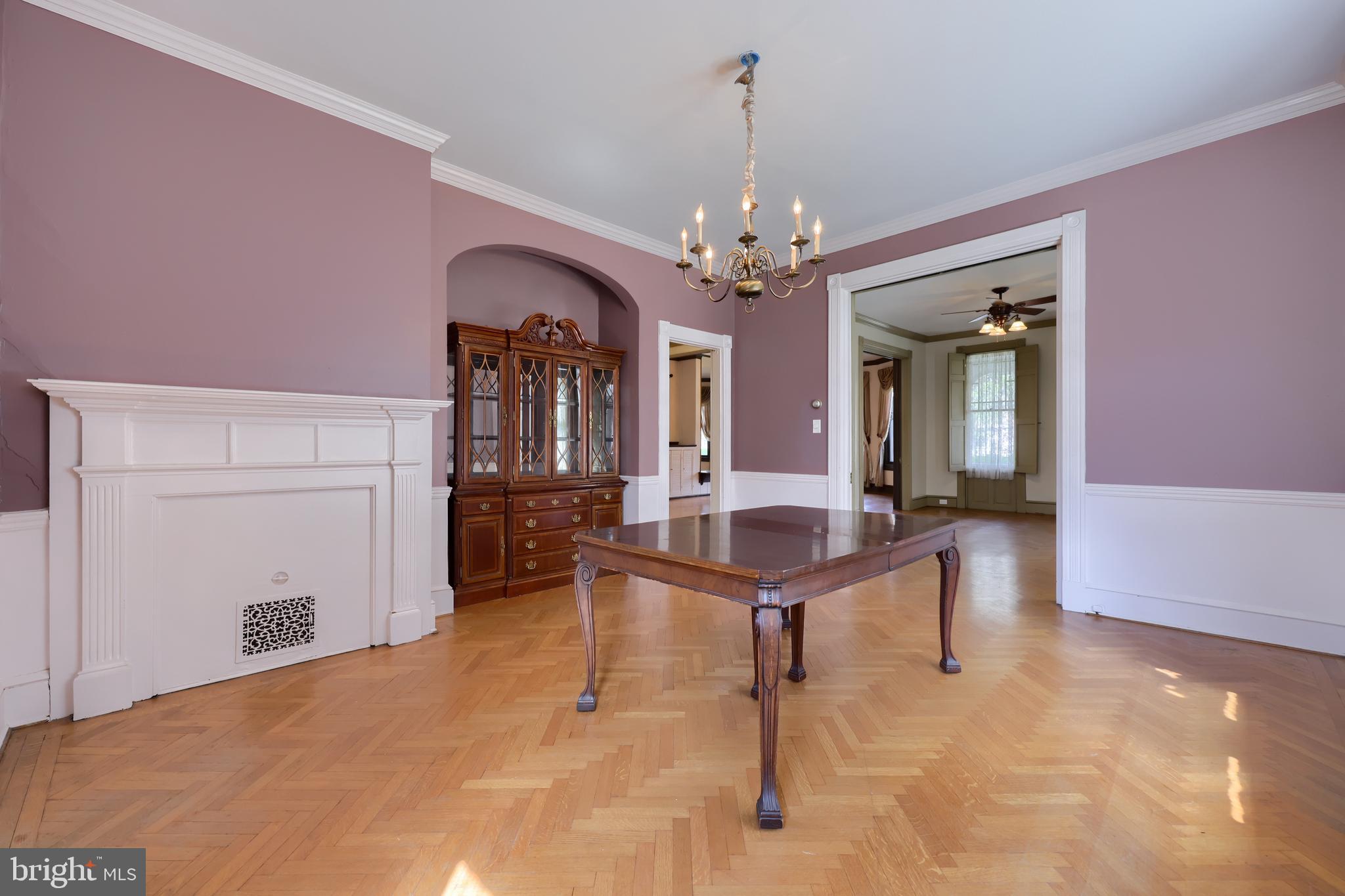 THE AVENUES - Residential