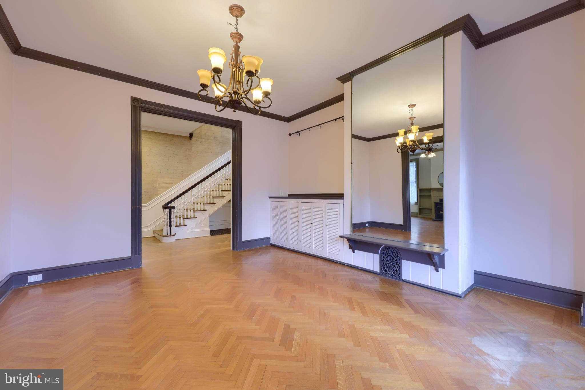THE AVENUES - Residential