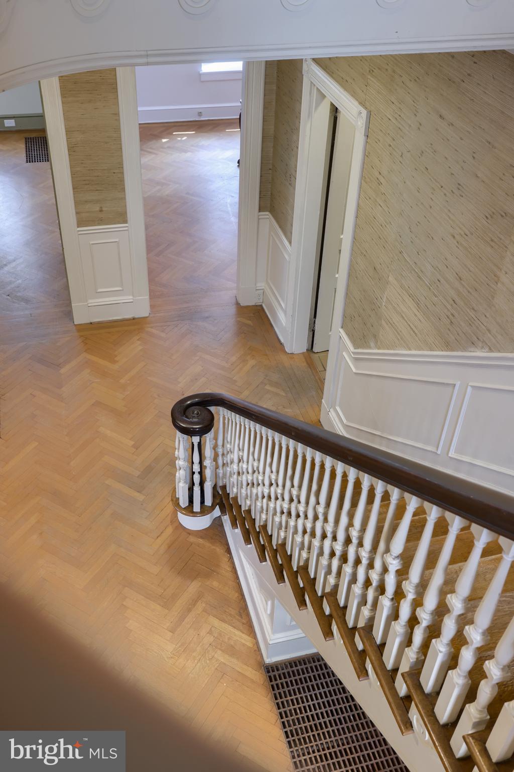 THE AVENUES - Residential