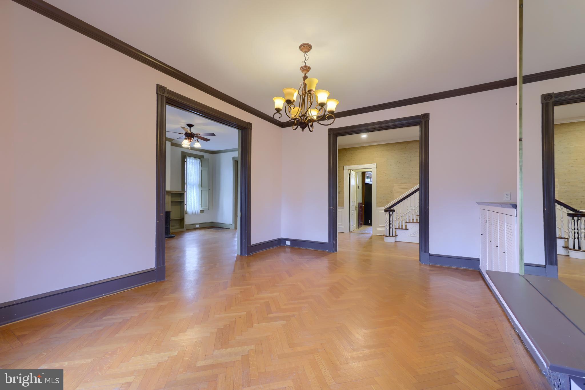 THE AVENUES - Residential