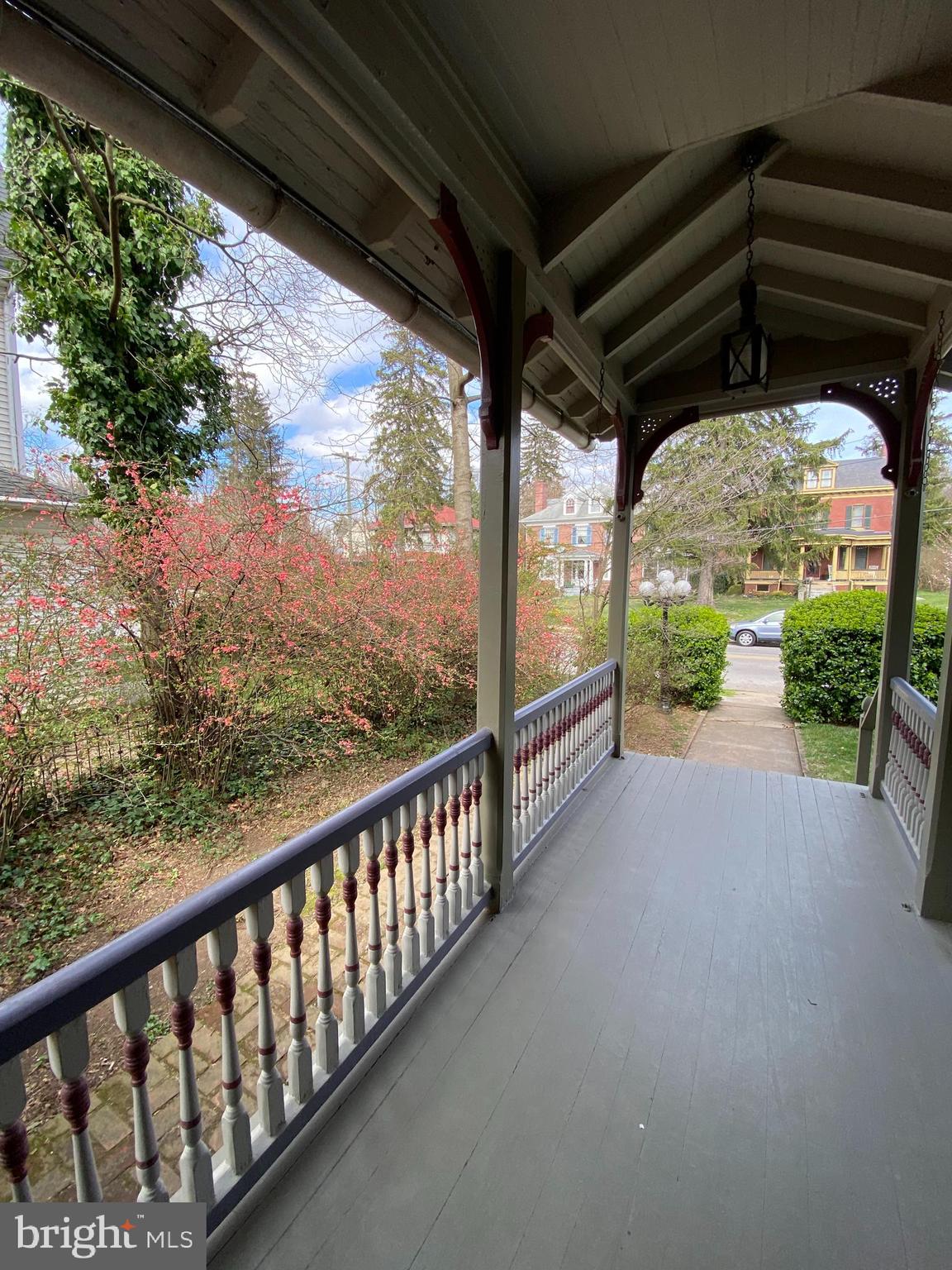 THE AVENUES - Residential
