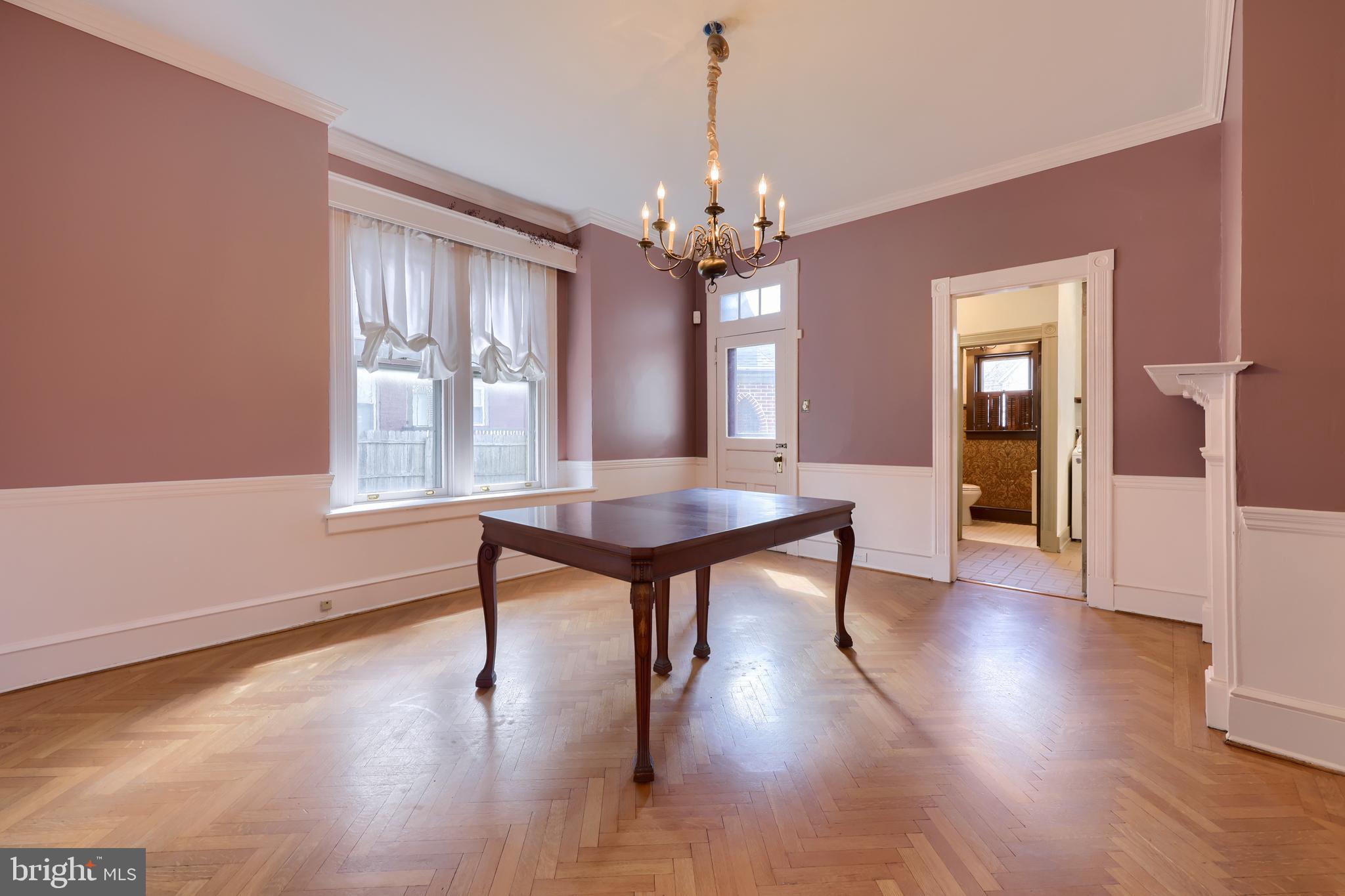 THE AVENUES - Residential
