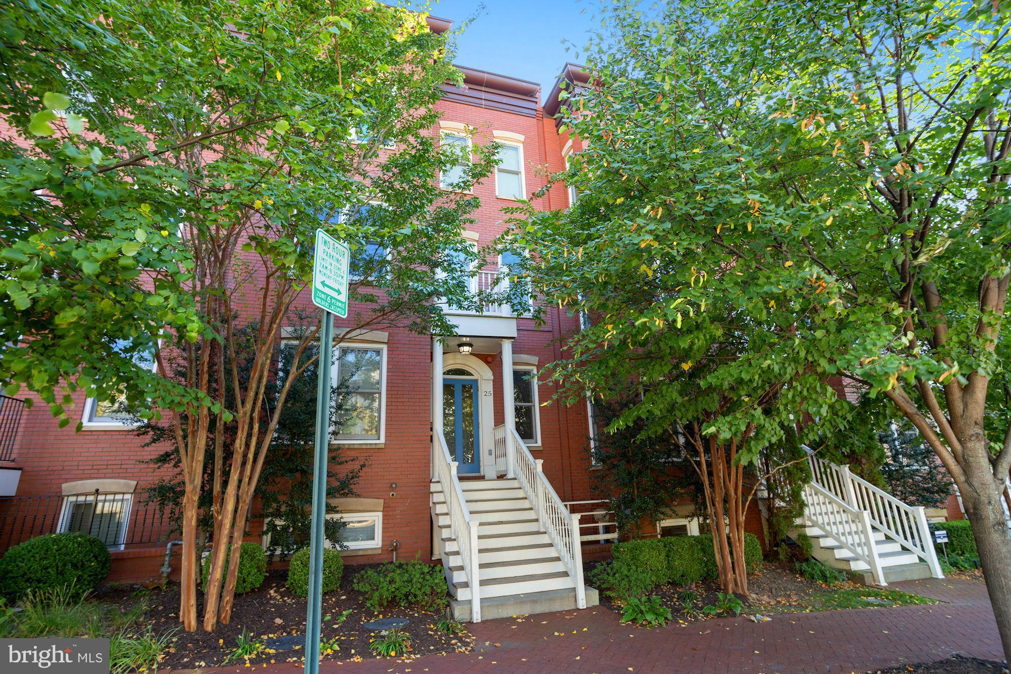 CAPITOL HILL - Residential