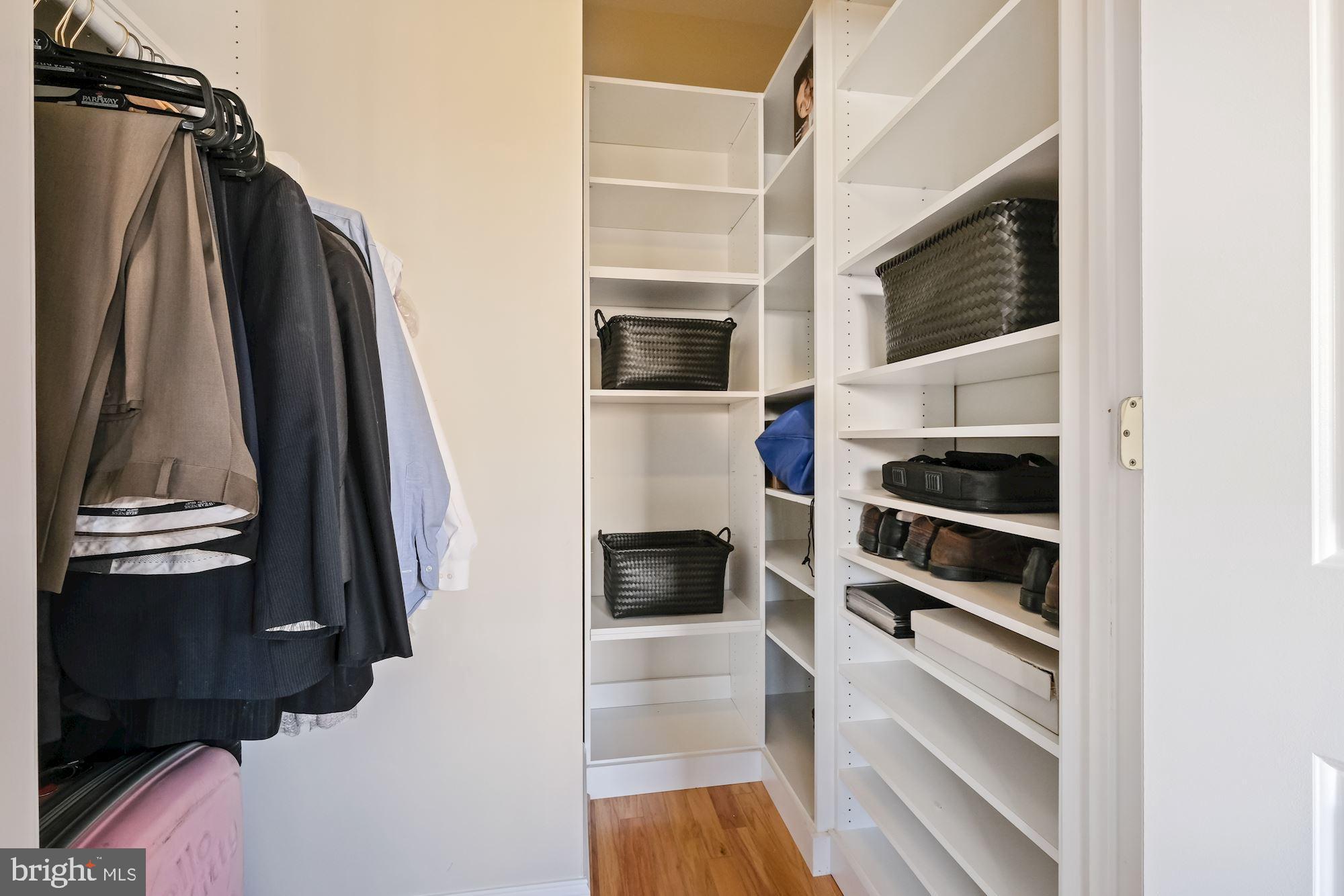 CAPITOL HILL - Residential