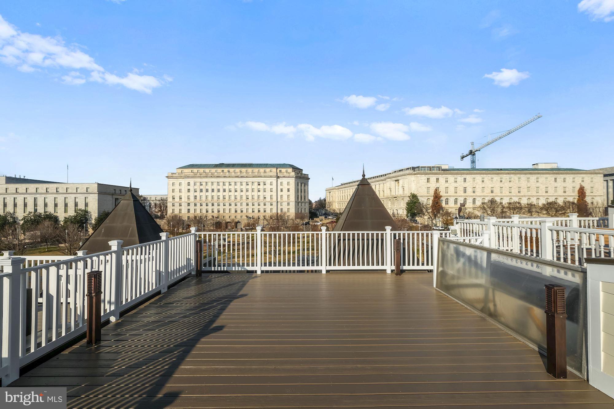 CAPITOL HILL - Residential