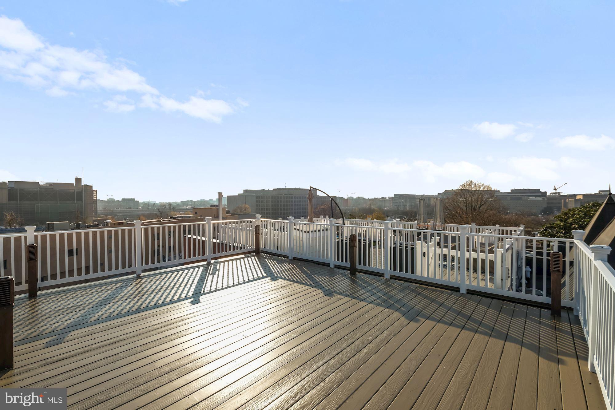 CAPITOL HILL - Residential