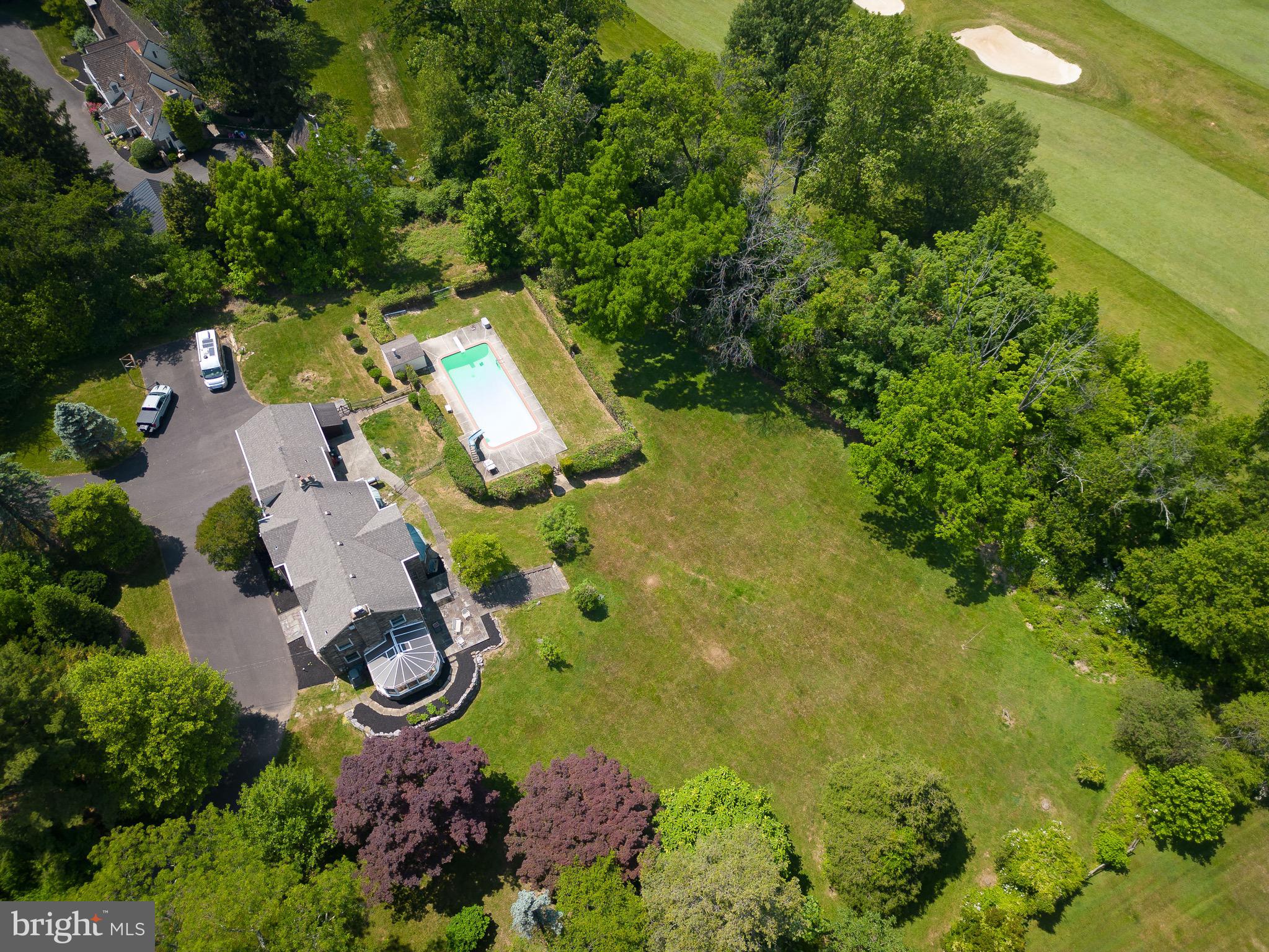 HUNTINGDON VALLEY - Residential