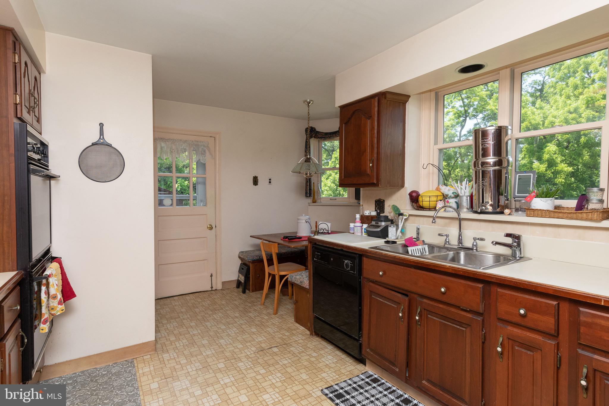 HUNTINGDON VALLEY - Residential