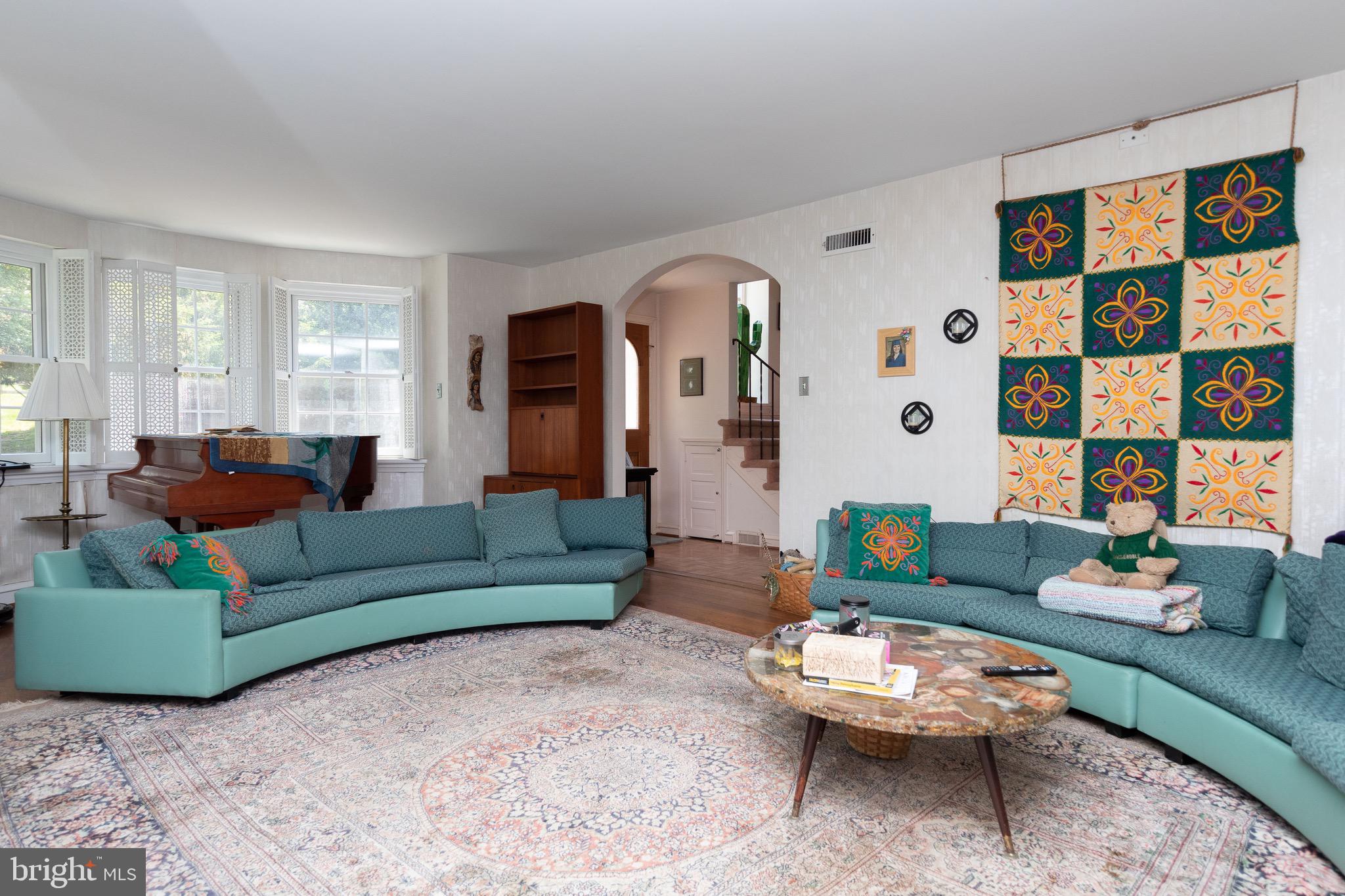 HUNTINGDON VALLEY - Residential