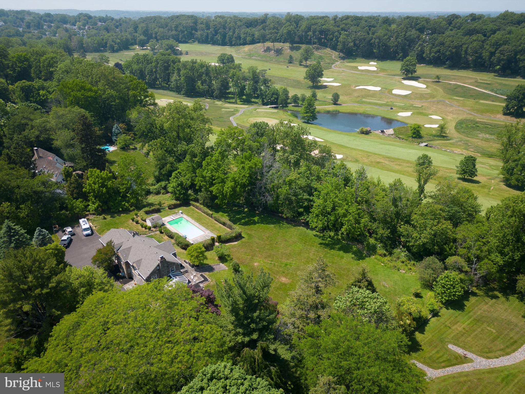 HUNTINGDON VALLEY - Residential