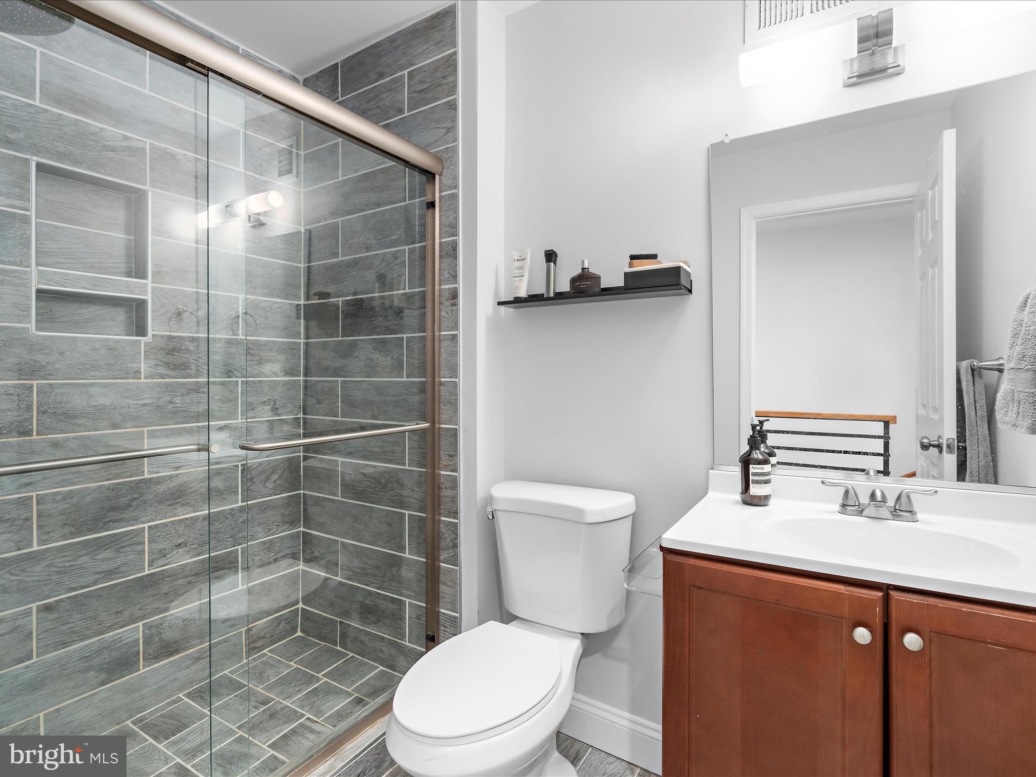 BARCLAY - GREENMOUNT - Residential