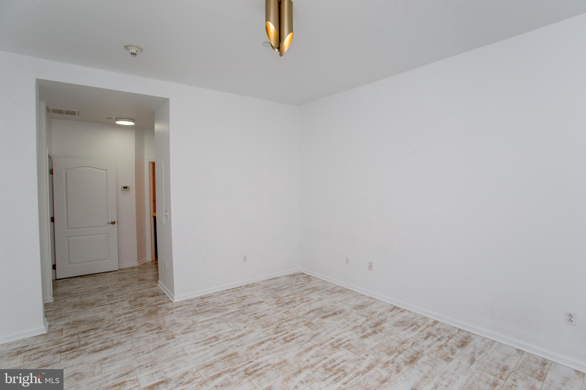 HUNTINGDON PLACE - Residential