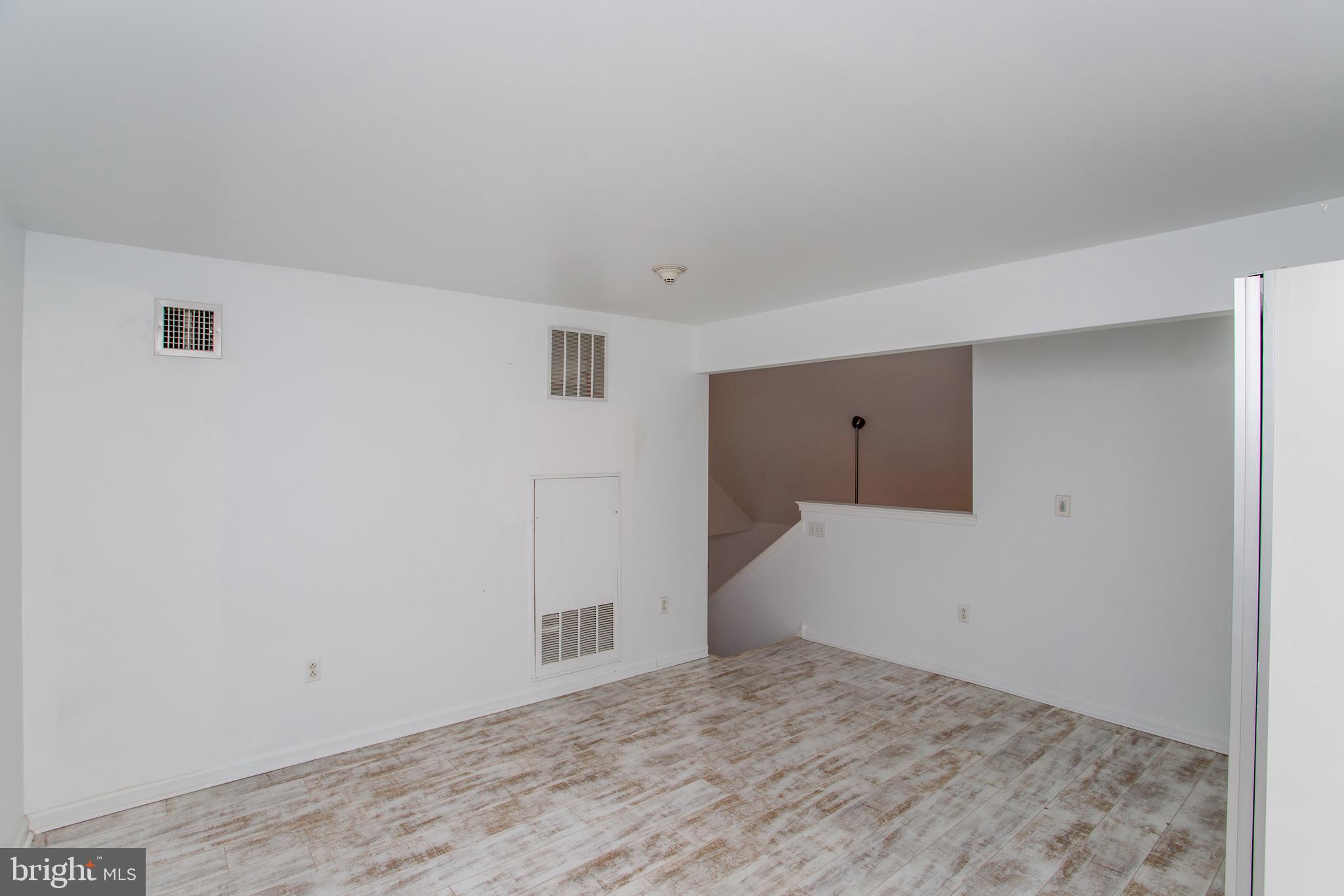 HUNTINGDON PLACE - Residential