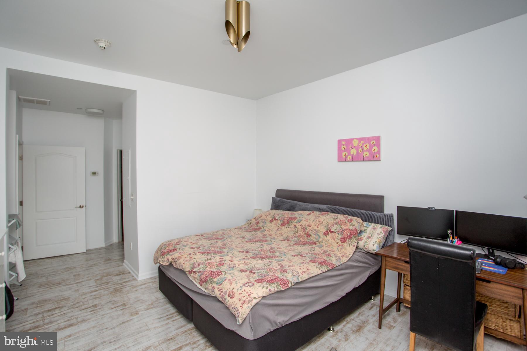 HUNTINGDON PLACE - Residential