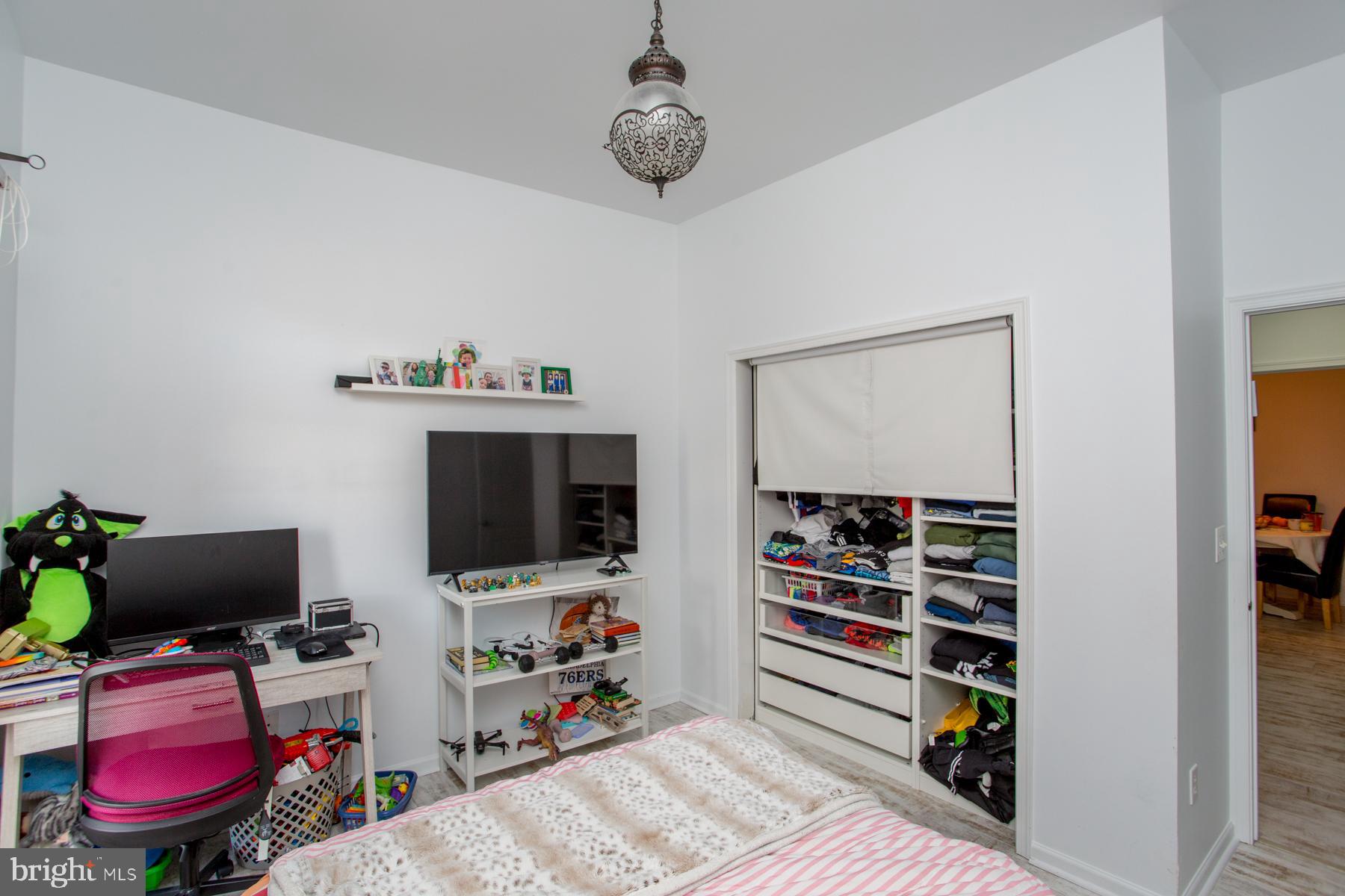 HUNTINGDON PLACE - Residential