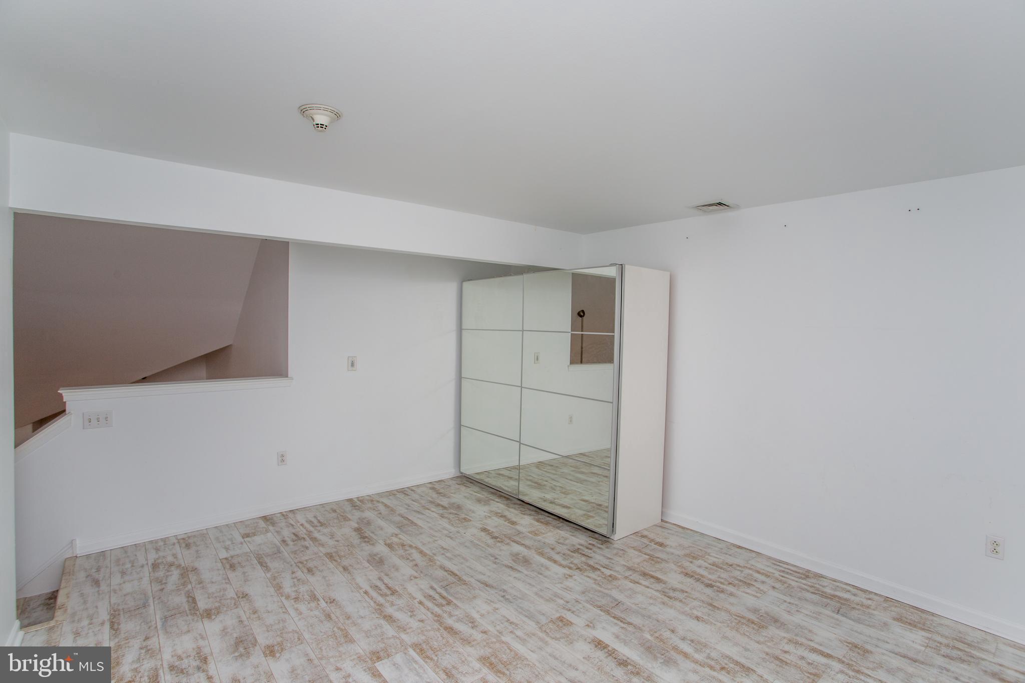 HUNTINGDON PLACE - Residential