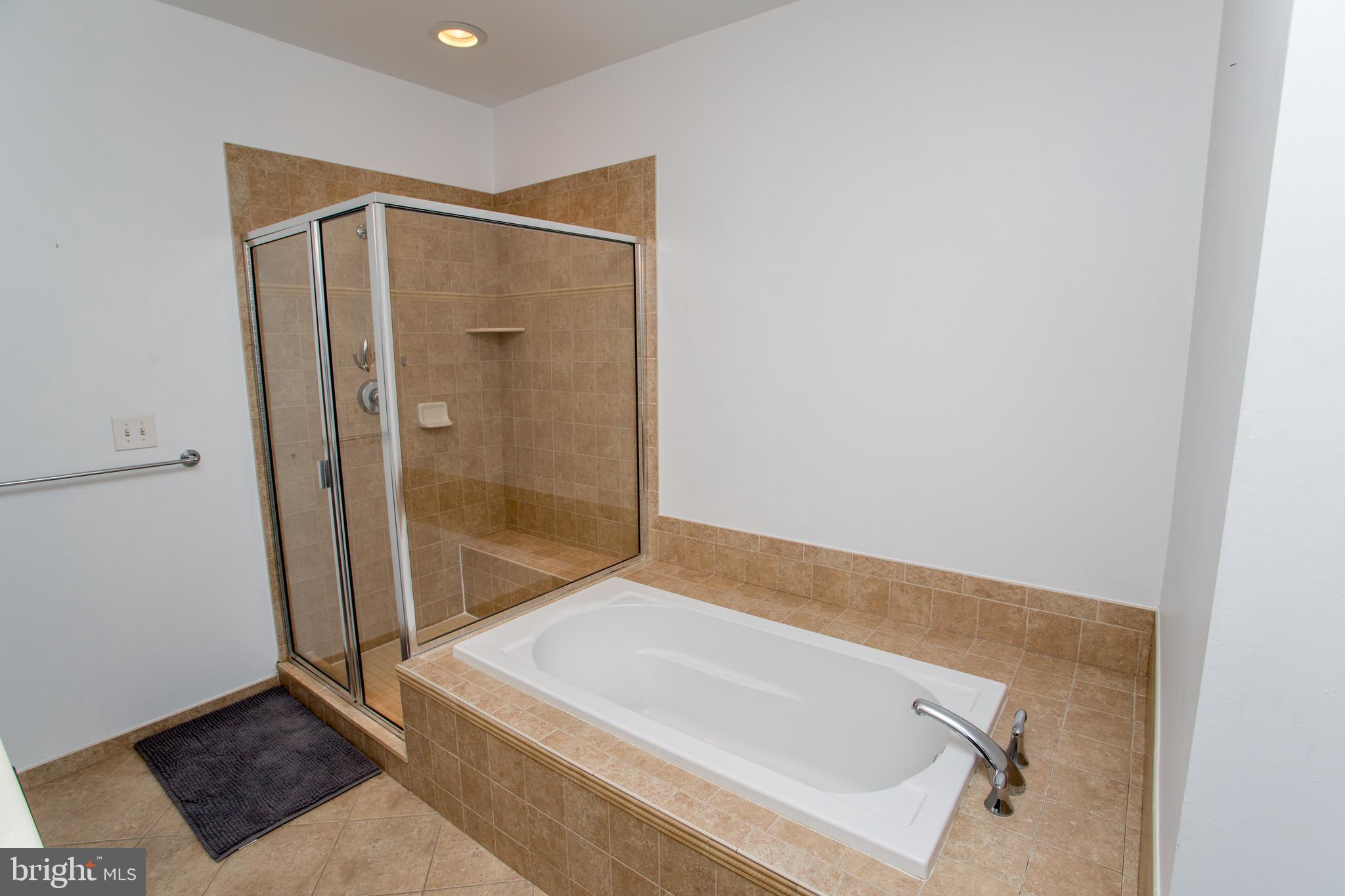 HUNTINGDON PLACE - Residential