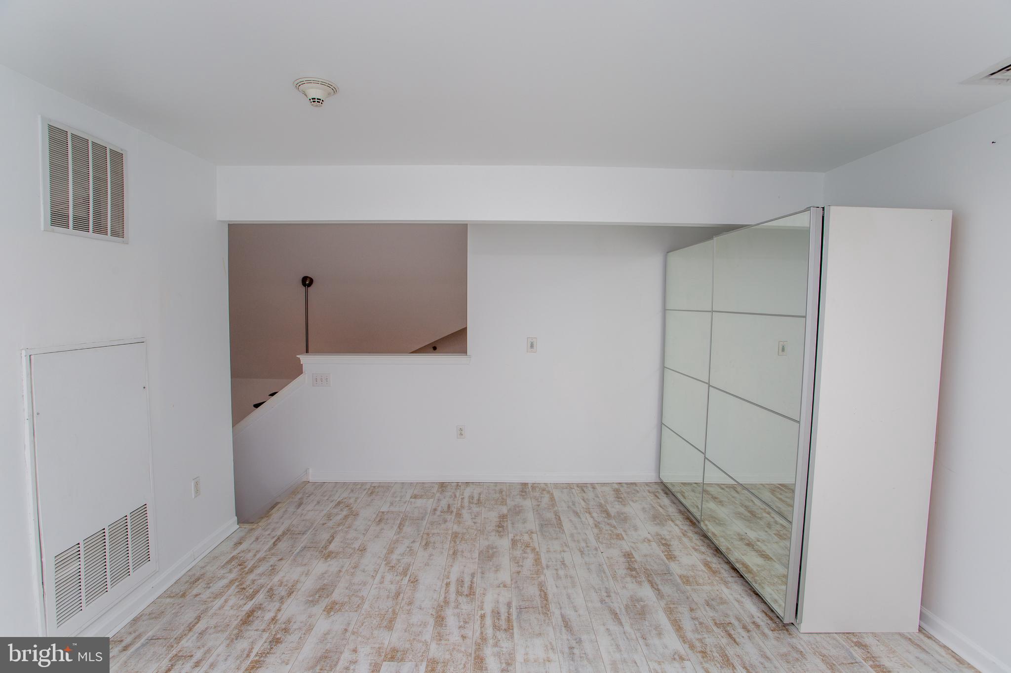 HUNTINGDON PLACE - Residential