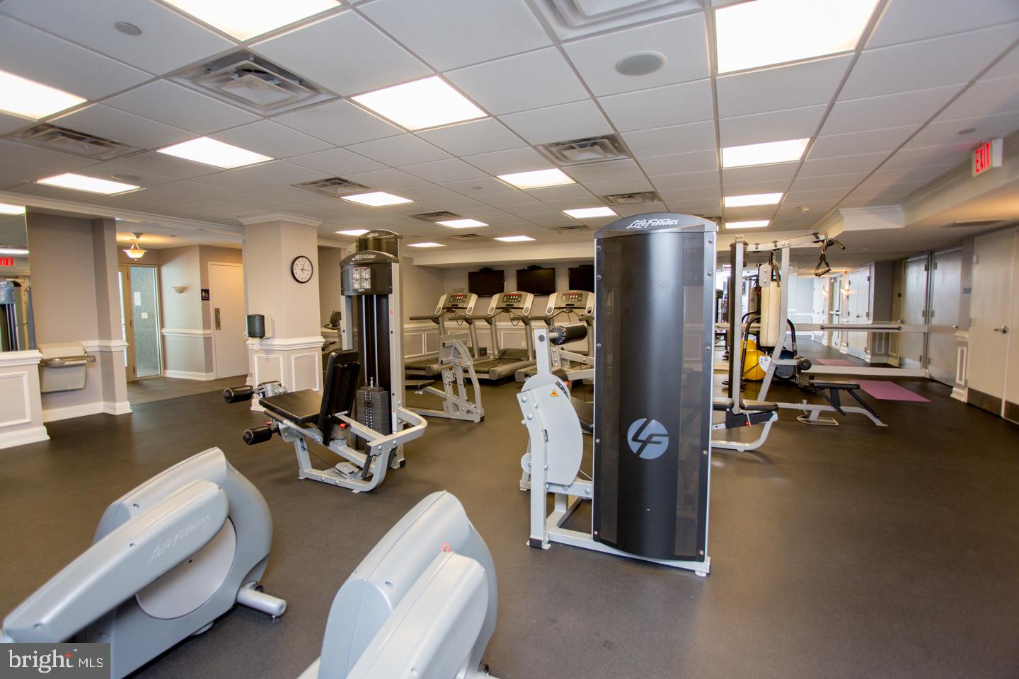 HUNTINGDON PLACE - Residential