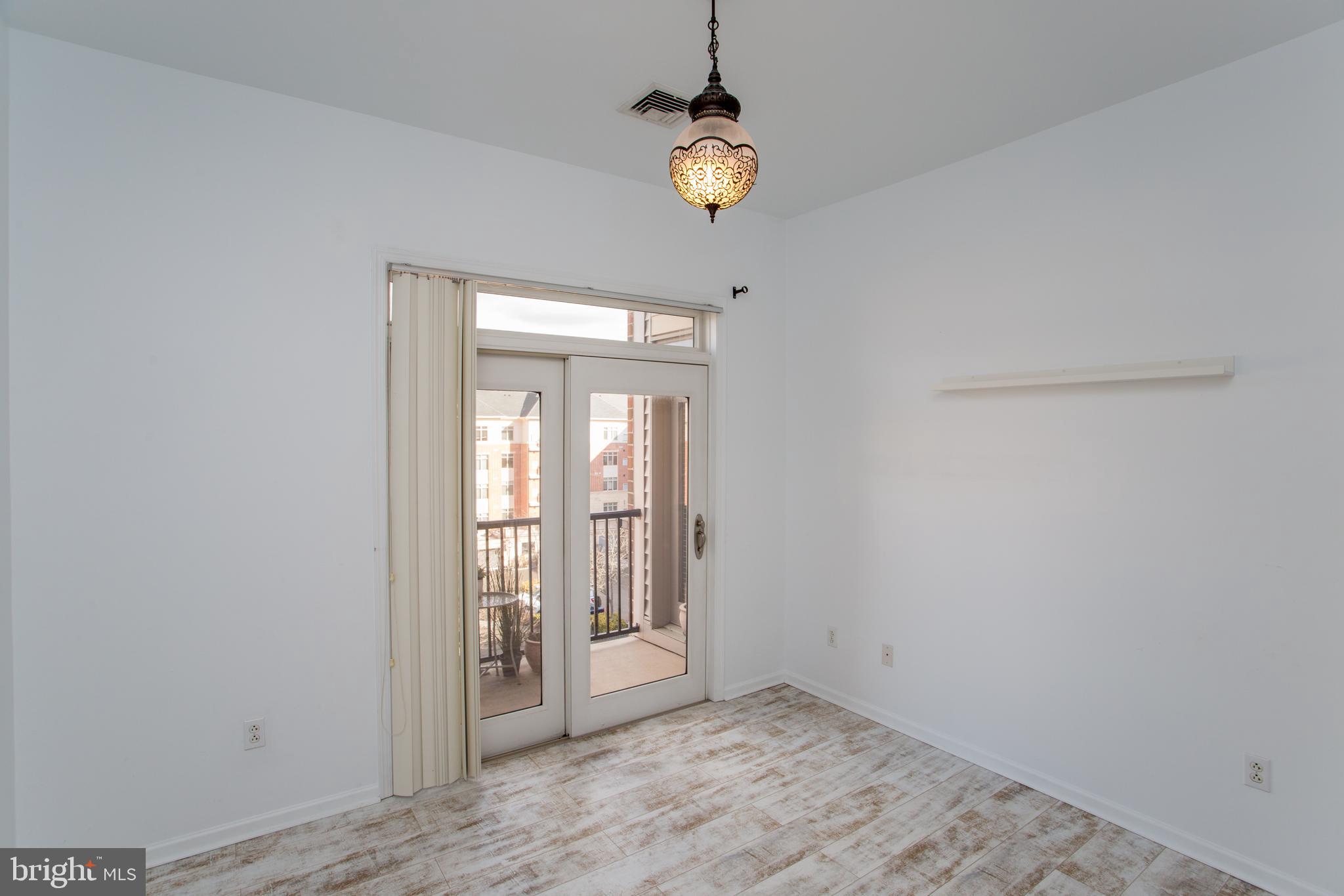 HUNTINGDON PLACE - Residential