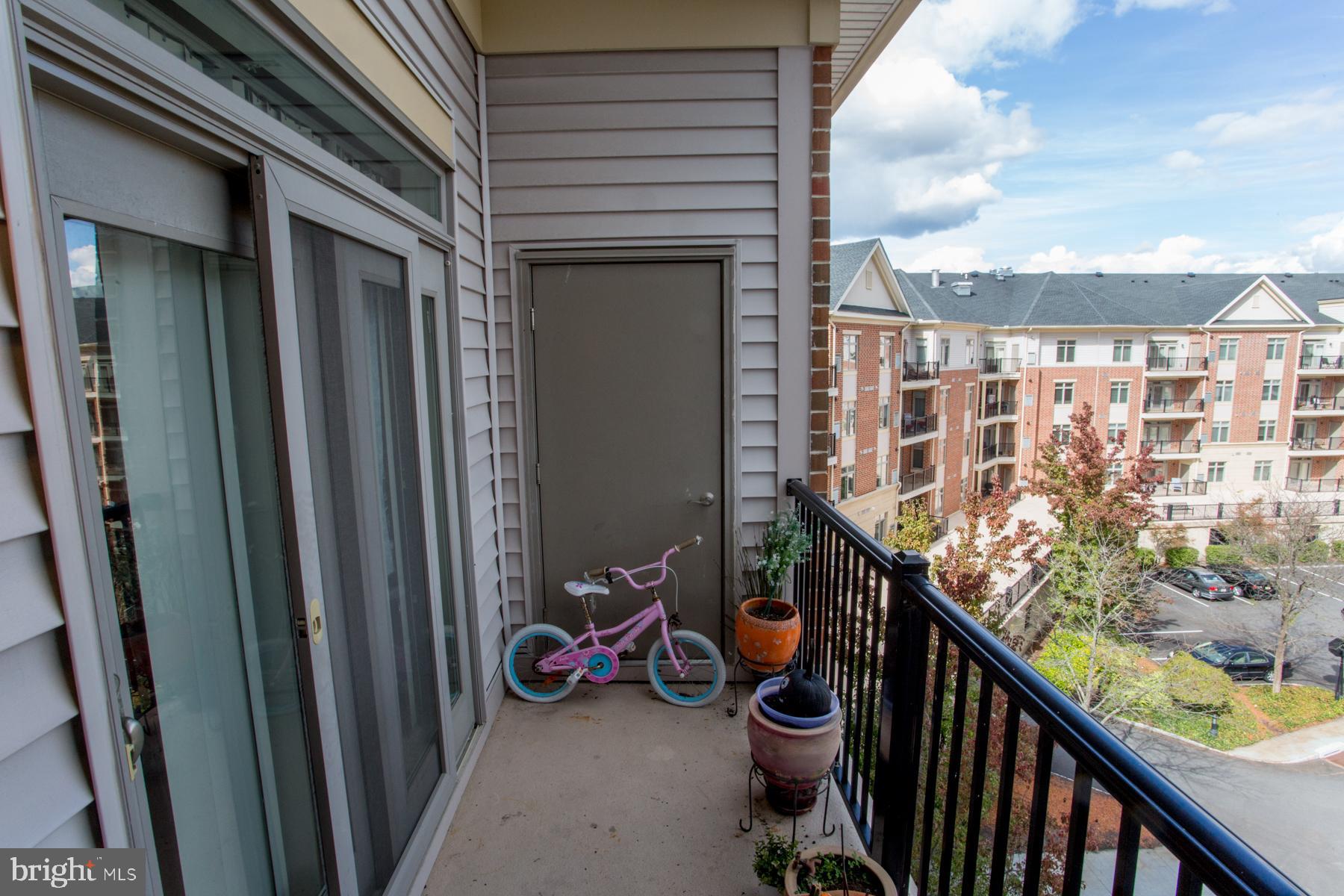 HUNTINGDON PLACE - Residential