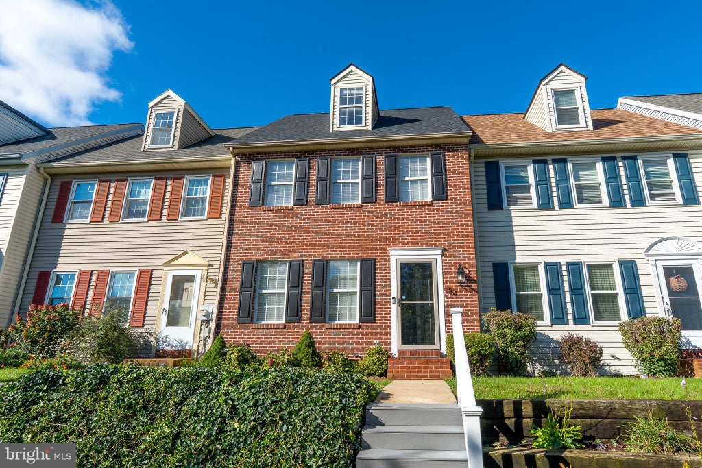 Photo of 34 Pennwick Drive, LITITZ, PA 17543 (MLS # PALA2096768)