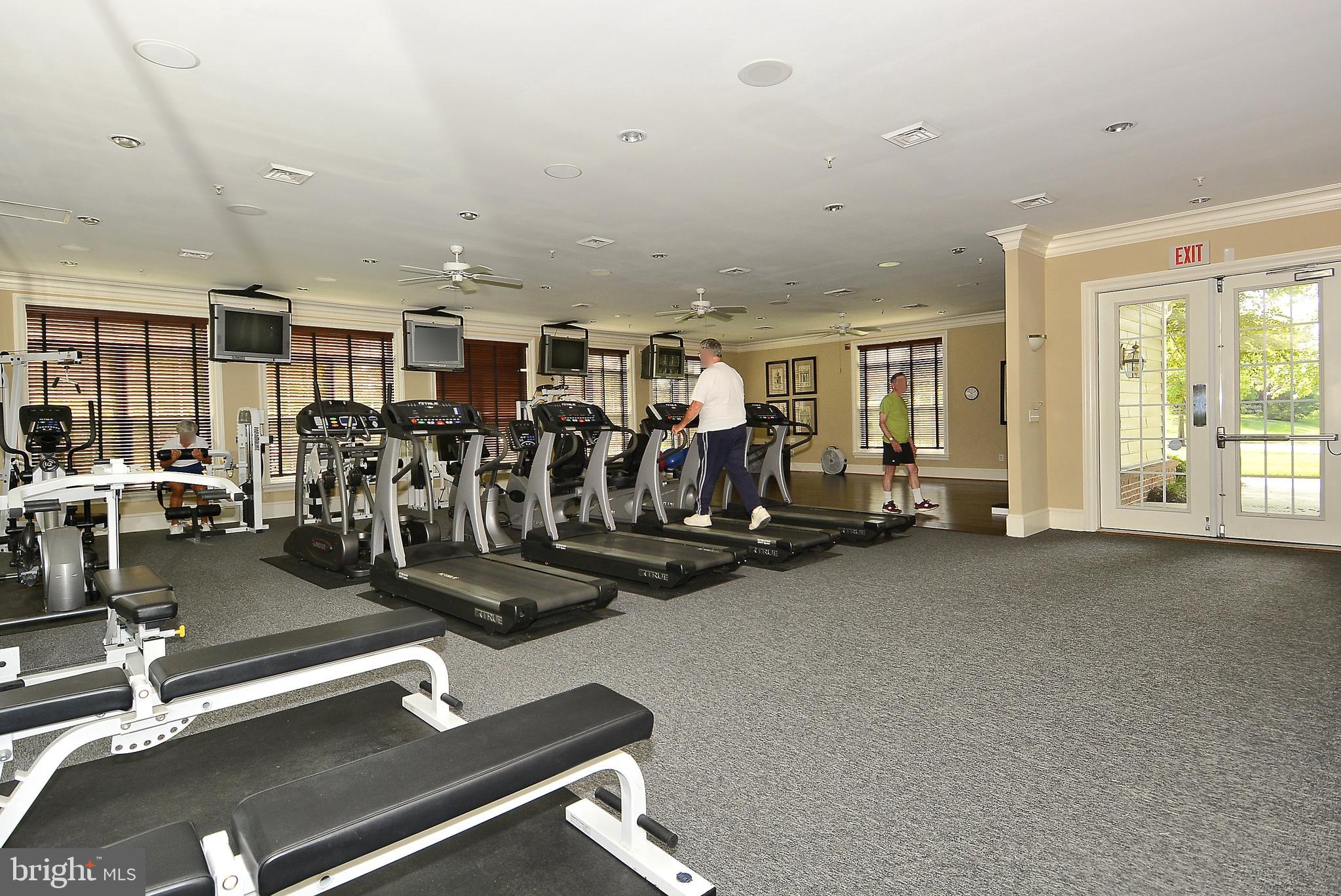 SYMPHONY VILLAGE AT CENTREVILLE - Residential