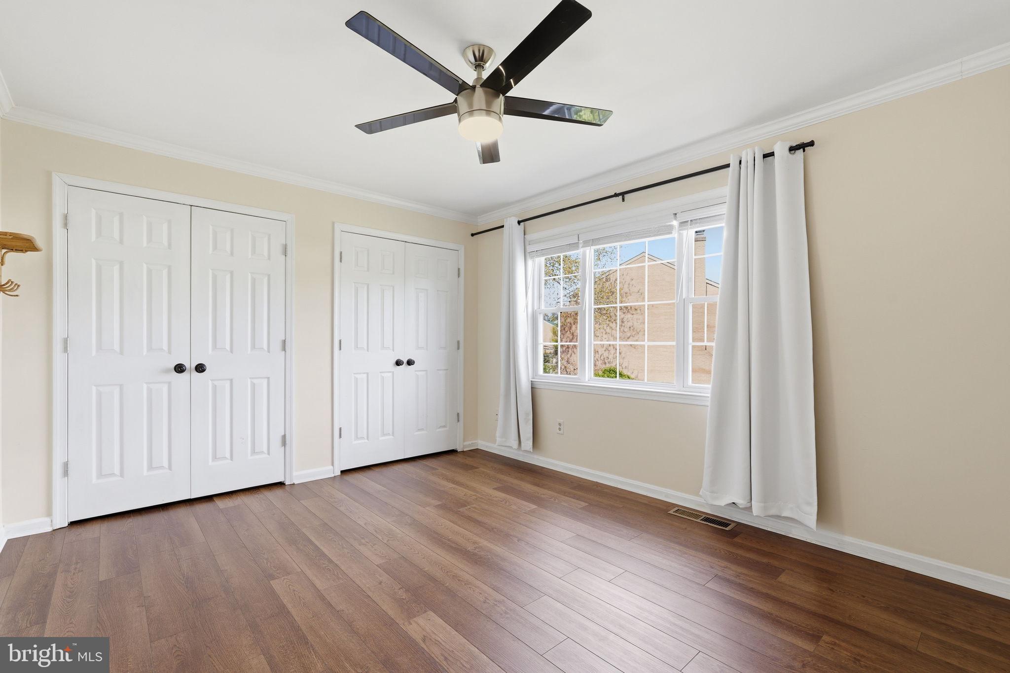 LEEDS SQUARE - Residential