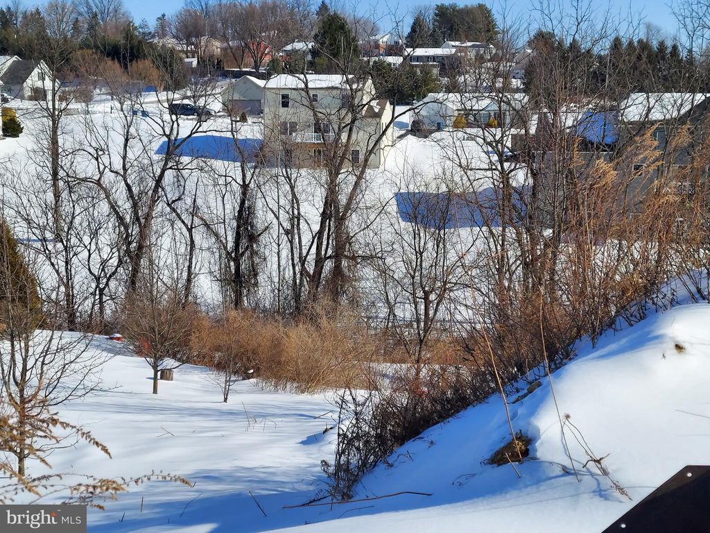 Photo of 238 Sunset Circle, RED LION, PA 17356 (MLS # PAYK2097294)