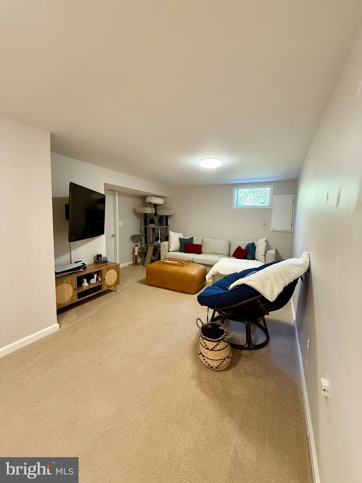 POLO FIELDS - Residential Lease