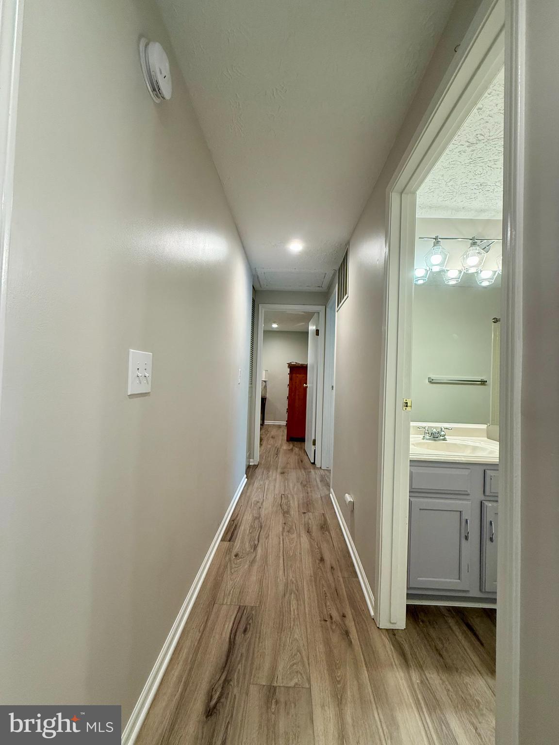 POLO FIELDS - Residential Lease