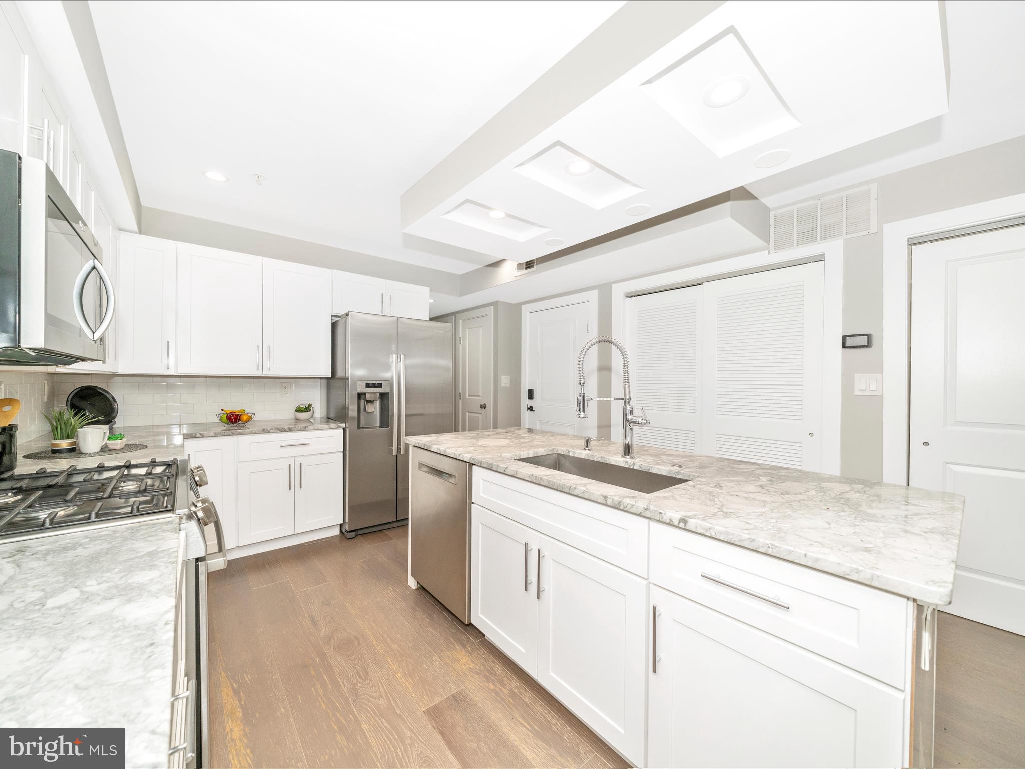 1826 INDEPENDENCE AVENUE SE 4