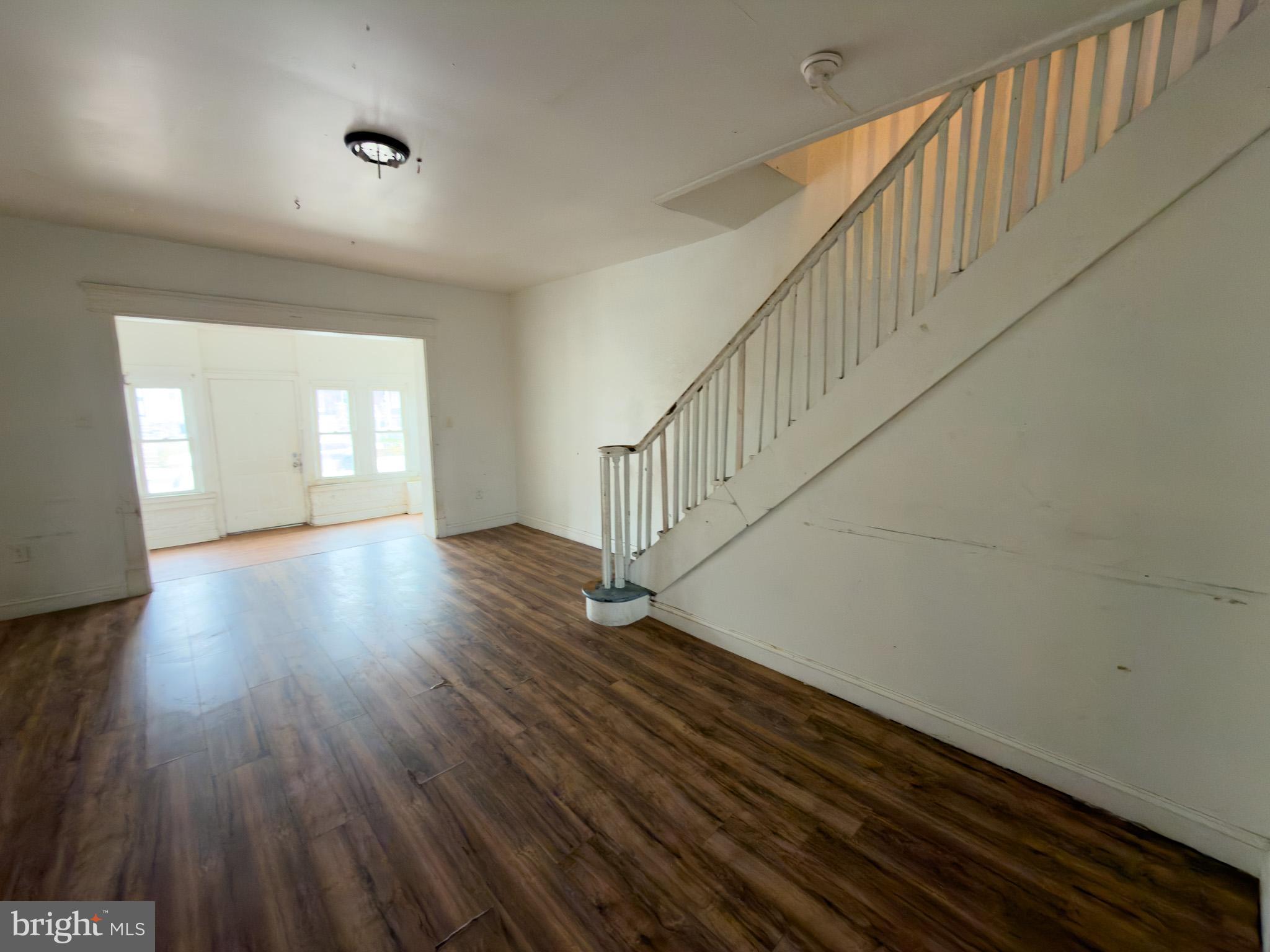 COBBS CREEK - Residential