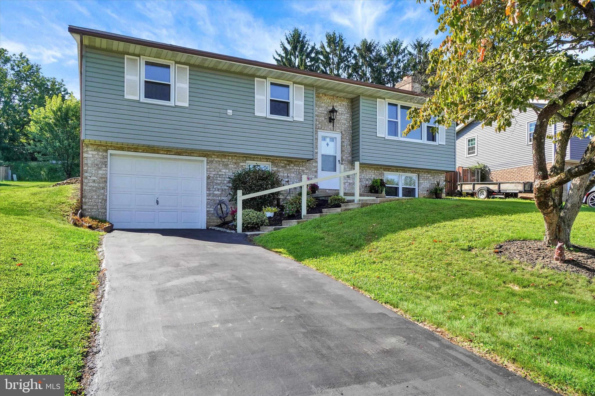 3490 KINGSTON ROAD