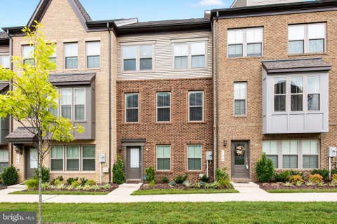 Townhouse For Rent - 106 Albany Place<br/> UPPER MARLBORO, MD 20774