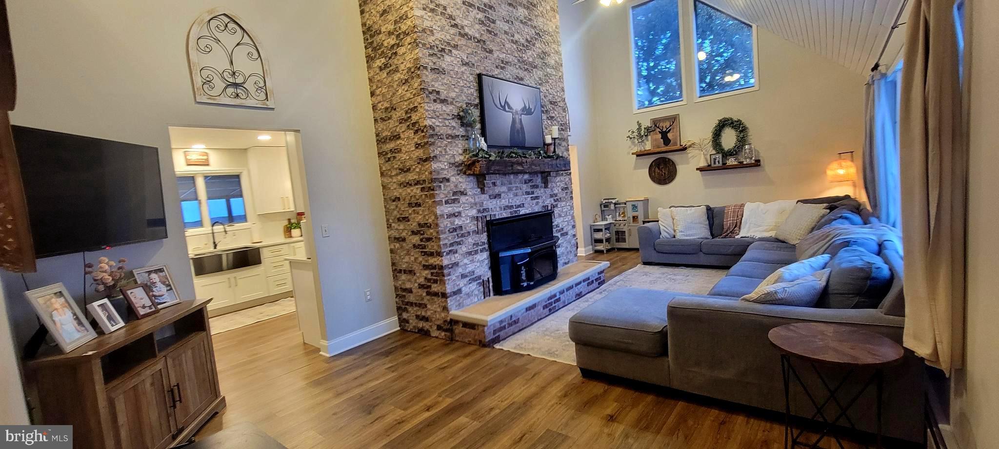 509 GRANDVIEW DRIVE
