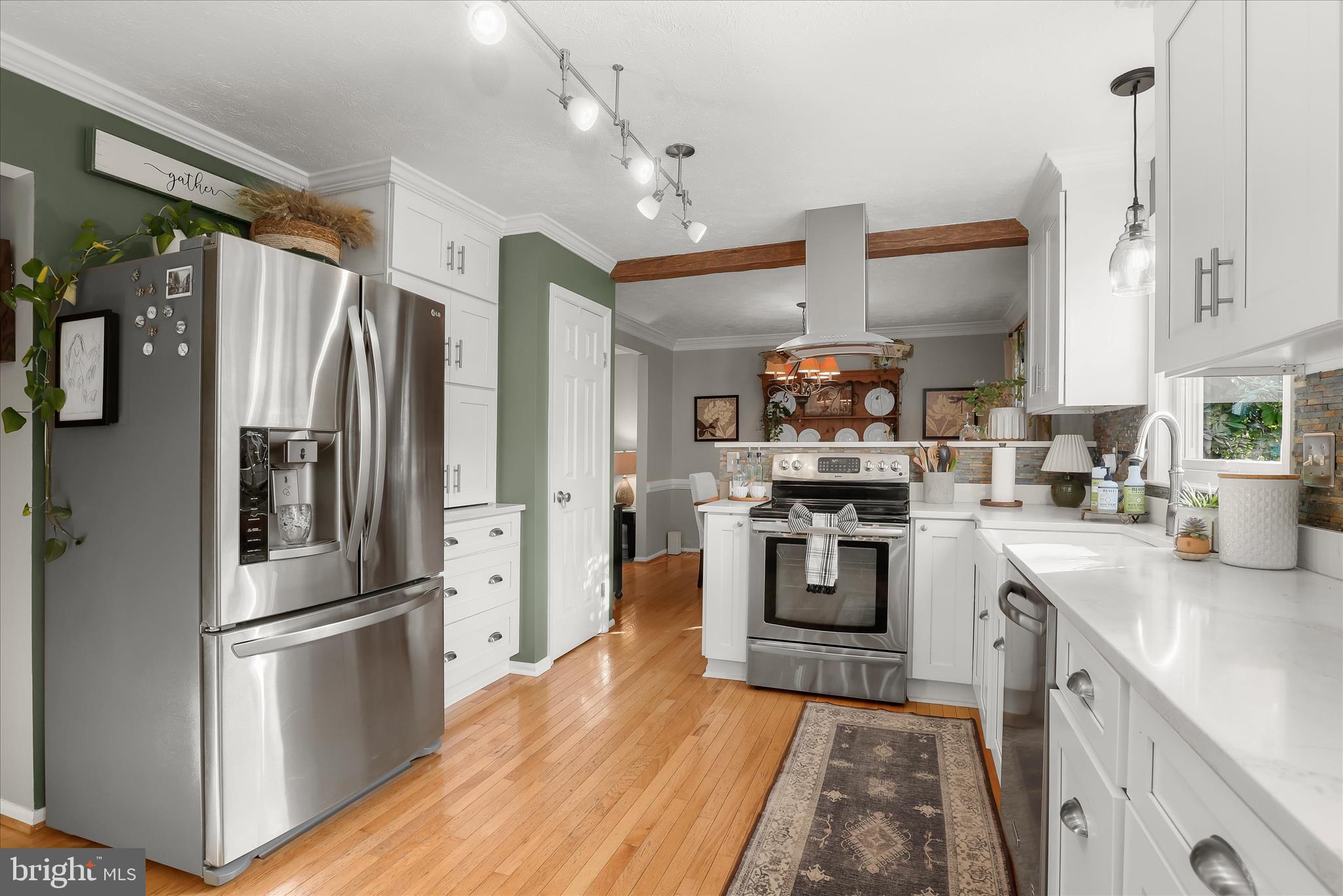 BEECH CREEK - Residential