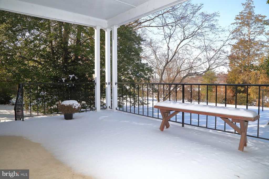 Photo of 611 E College Avenue, ELIZABETHTOWN, PA 17022 (MLS # PALA2063466)