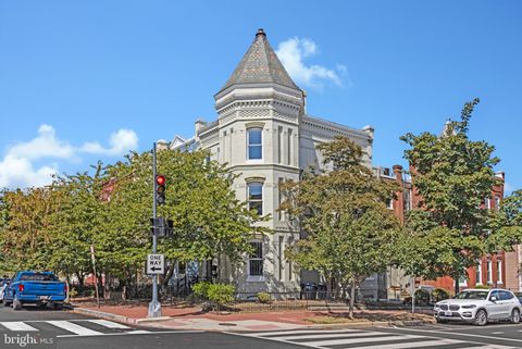 334 E STREET NE WASHINGTON DC 20002