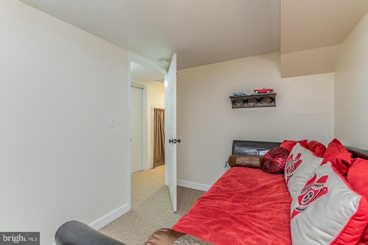 BAYVIEW - Residential Lease