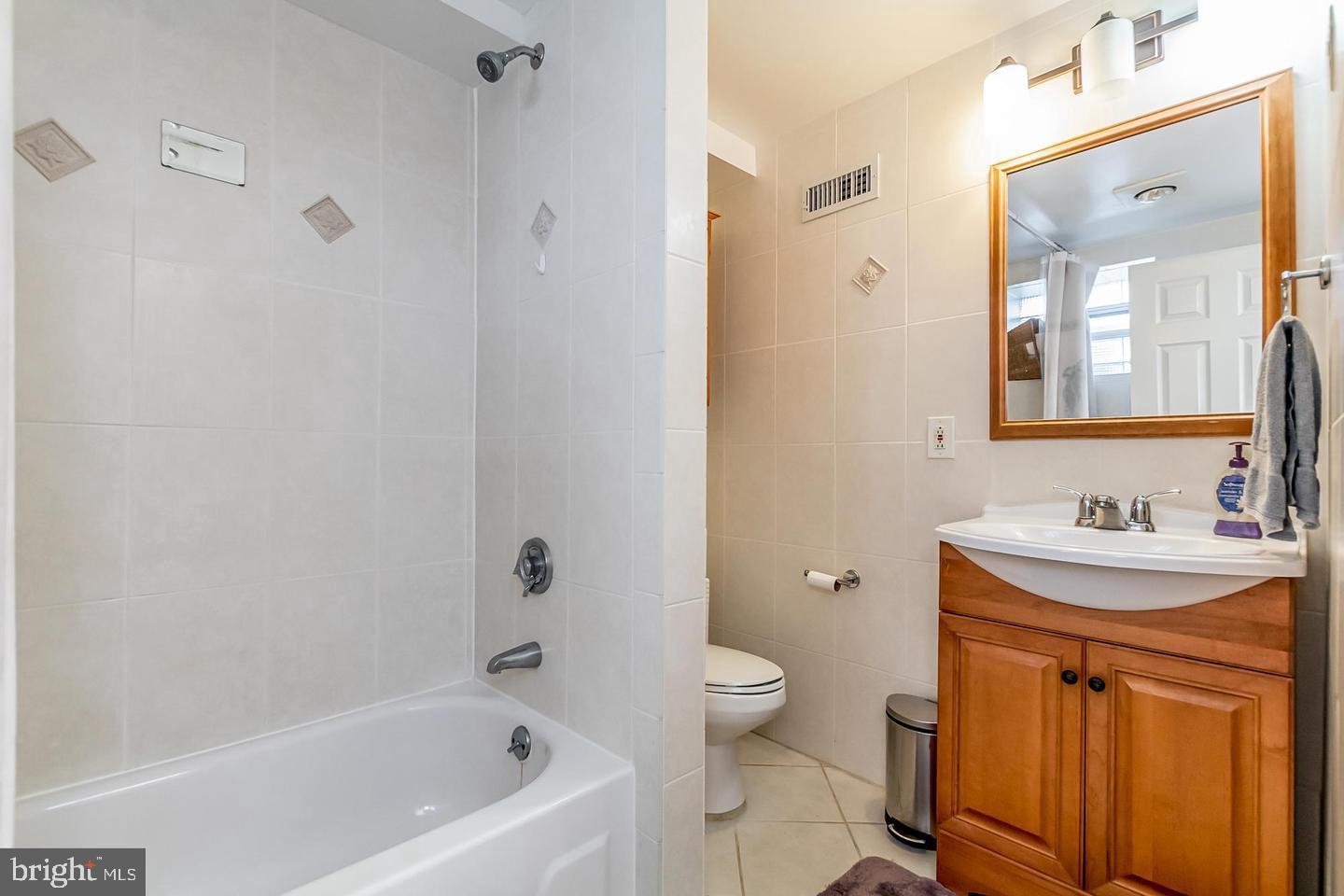 BAYVIEW - Residential Lease