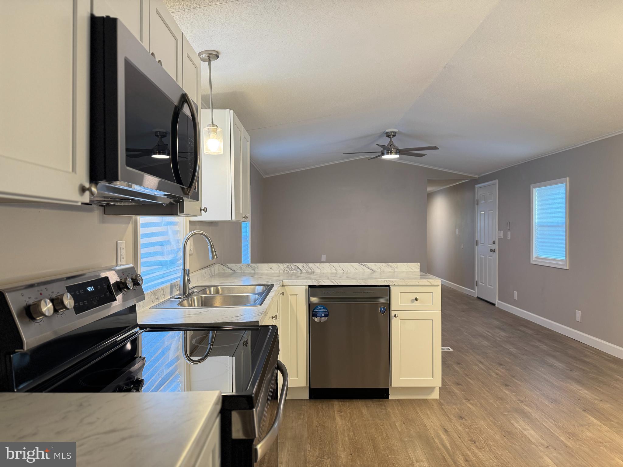 BRIARWOOD - Residential