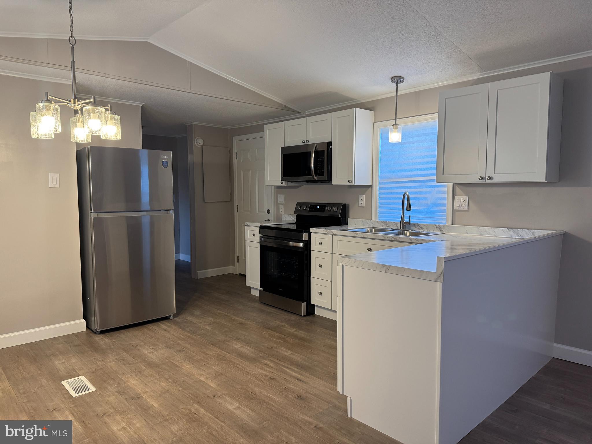 BRIARWOOD - Residential